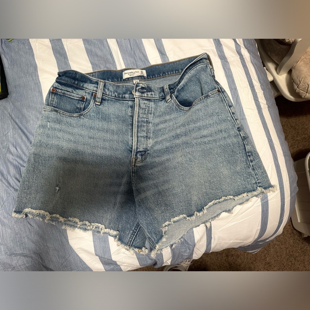 Abercrombie & Fitch The Dad Shorts | Curve Love | High Rise